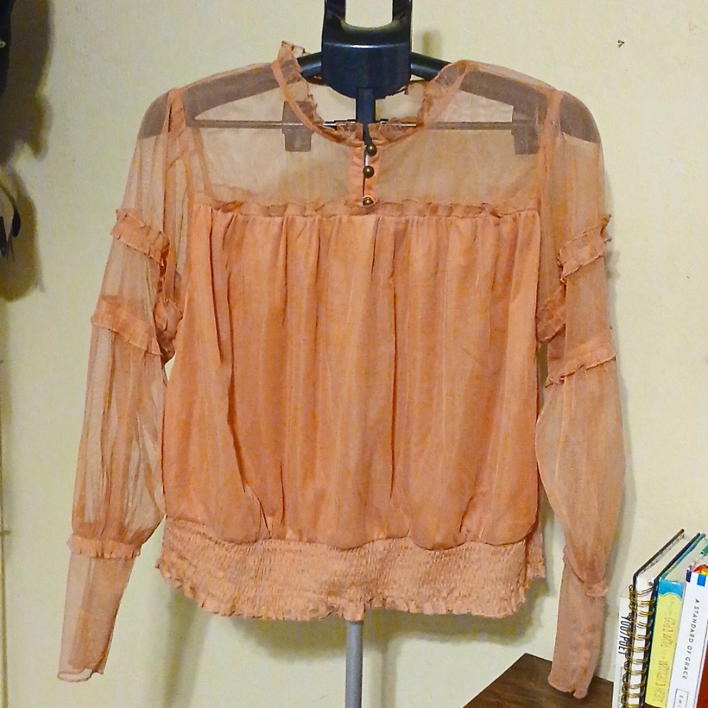 ❤️EUC Coral colored polyester blouse